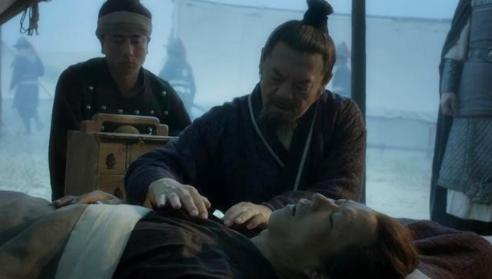 李世民吊着一口气，请孙思邈扎针。孙思邈撇撇嘴：冠袍给我，妻妾给我，李唐天下给我。