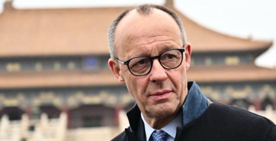 德国总理默茨今天说：“美国政府——不仅仅是特朗普上台之后——反复告诉我们：当你们