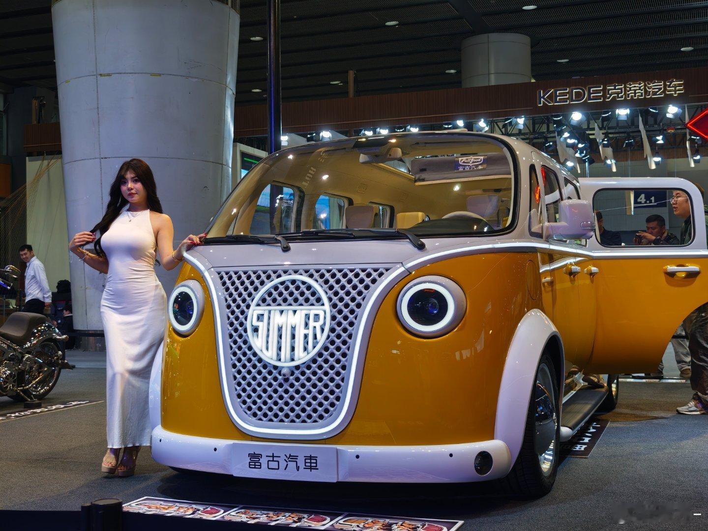 富古松散机车，有喜欢的朋友吗绿牌复古会不会是未来的发展方向？ 