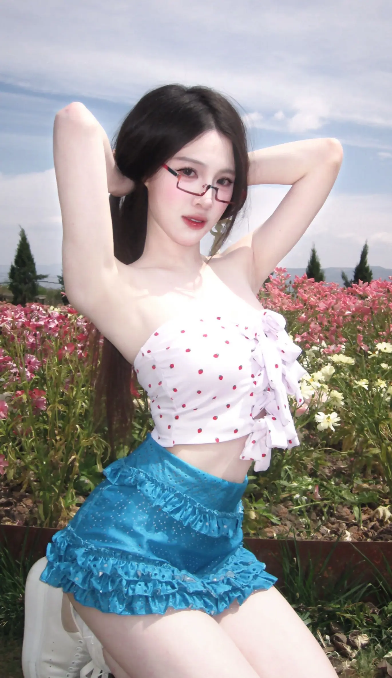 也许是因为我和你。