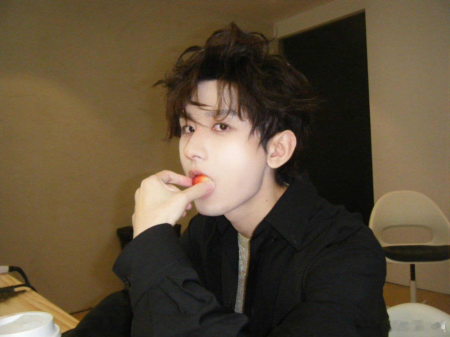 成毅天地剑心cy成毅王权富贵成毅，对你是招摇过市，明目张胆，溢于言表的喜欢| 长