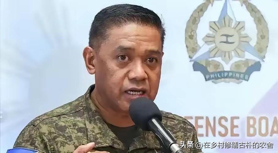 菲律宾武装部队发言人特立尼达8月18日公开宣称，坐滩在仁爱礁的马德雷山号军舰绝不