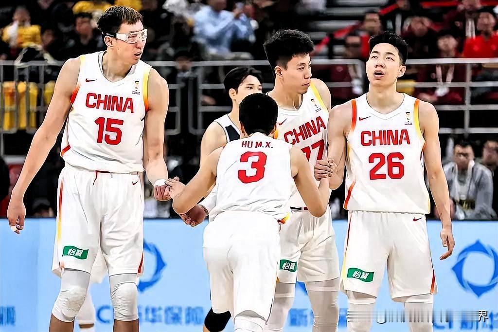 原本以为中国男篮经过亚洲杯洗礼，一定会力挽颓势，实现重回亚洲巅峰的蜕变，没想到三