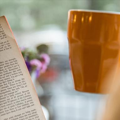 为什么你的老公不爱干家务
 
前两天一个姑娘来咨询夫妻关系，她的苦恼是：为什么老