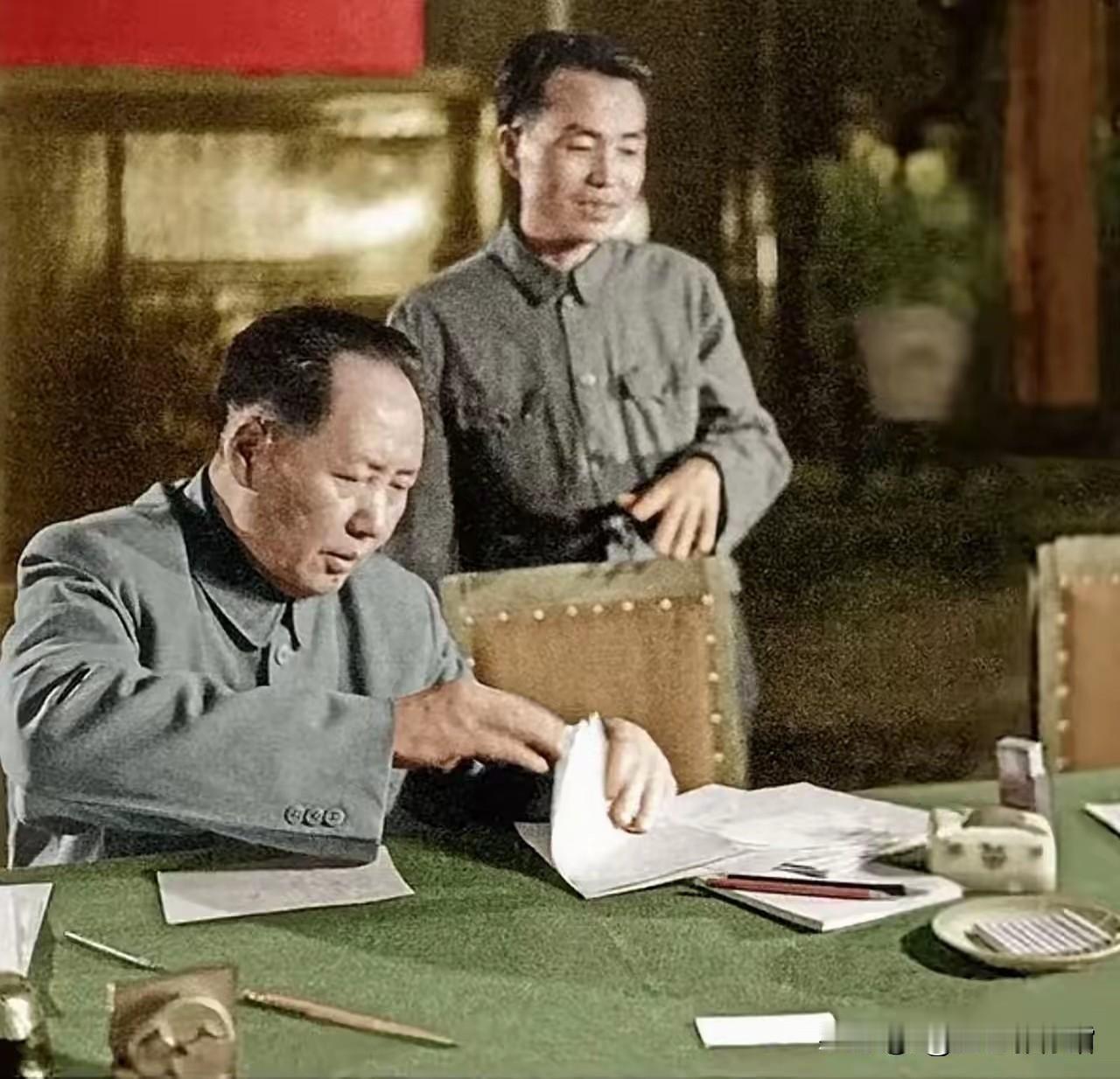 毛主席在此主持起草新中国第一部《宪法》，胡乔木全程参与文稿撰写、校对工作。