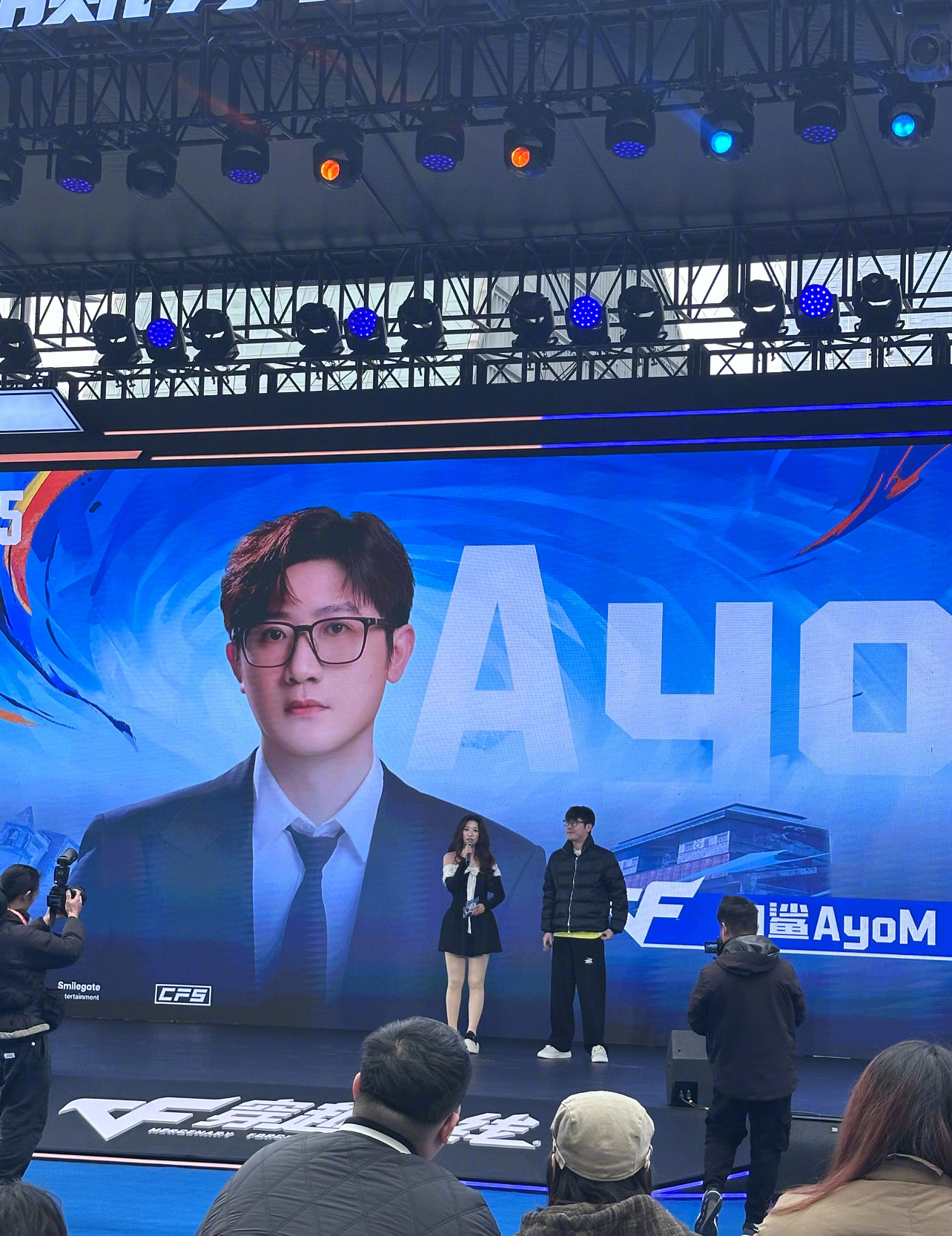 上号B点集合2025CFS世界总决赛沉浸式体验还是得自己亲身去黑色城镇里看一眼才