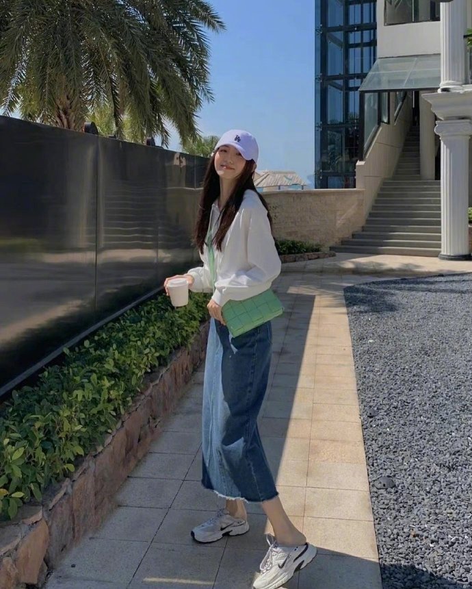 被人民日报一句话激励到了：无人问津也好，技不如人也罢，你都要试着安静下来，去做自