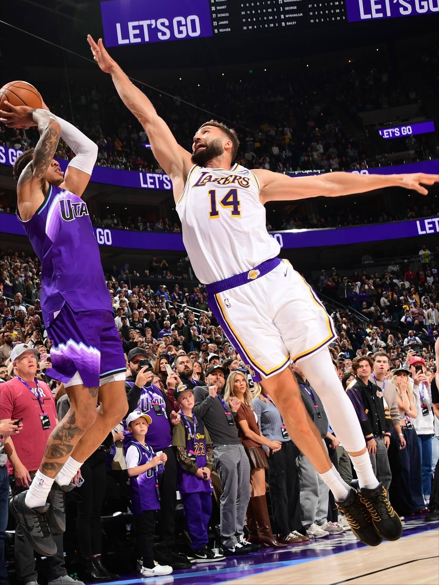 赢球功臣克莱伯更新ins：Year 9 Photodump ✌🏻 