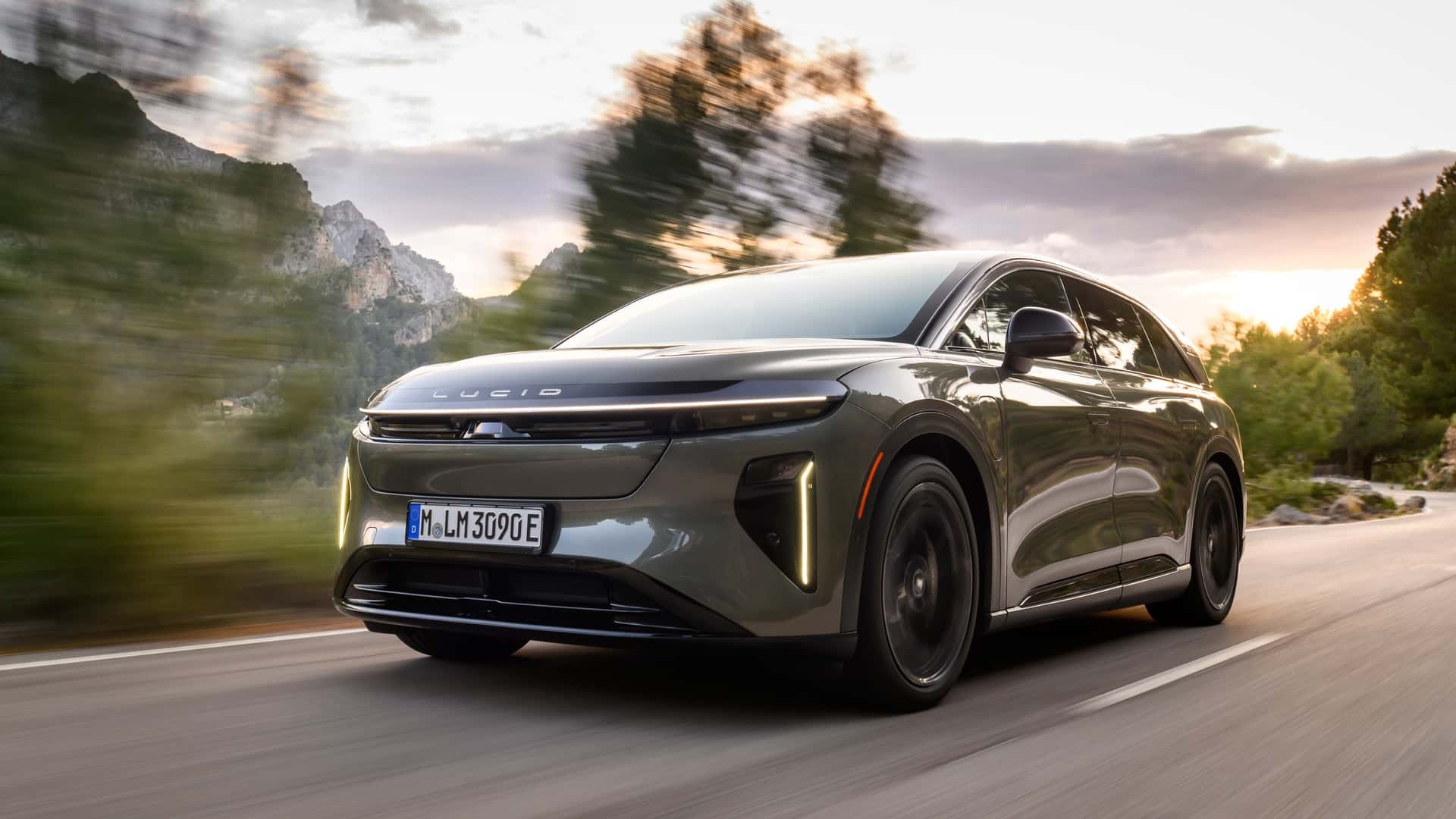 Lucid Gravity Grand Touring 