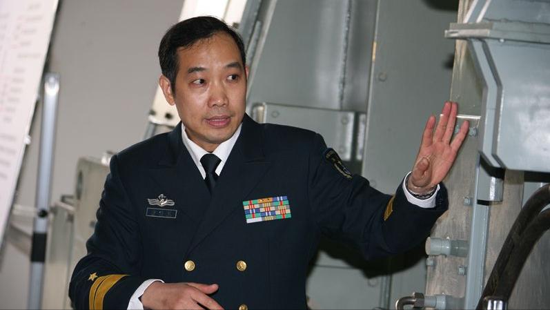 在视频里里又看到中国电磁弹射之父马伟明教授了，真的热血沸腾，好激动啊！
他让中国