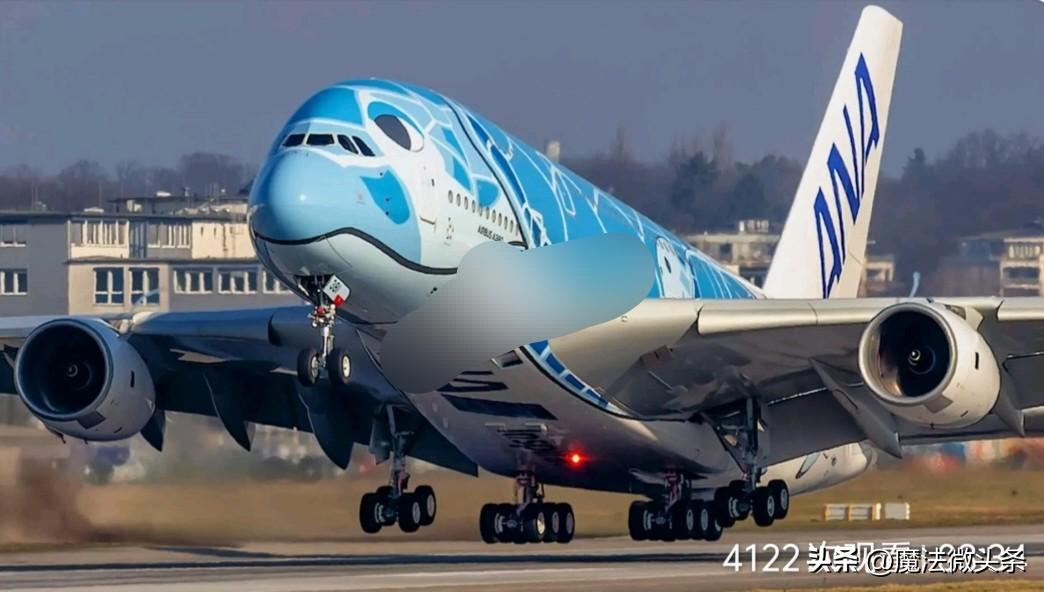 最大的客机A380，有多恐怖？空客A380真的太恐怖了！它机长72.75m，翼展