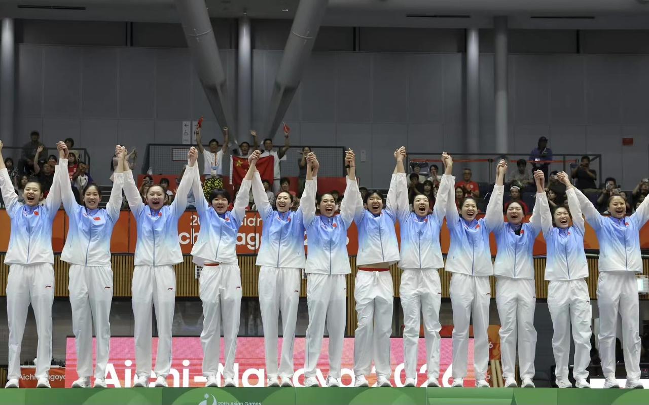 随着中国队在决赛击败东道主日本队登顶，2026名古屋亚运会女排比赛全部结束。目前