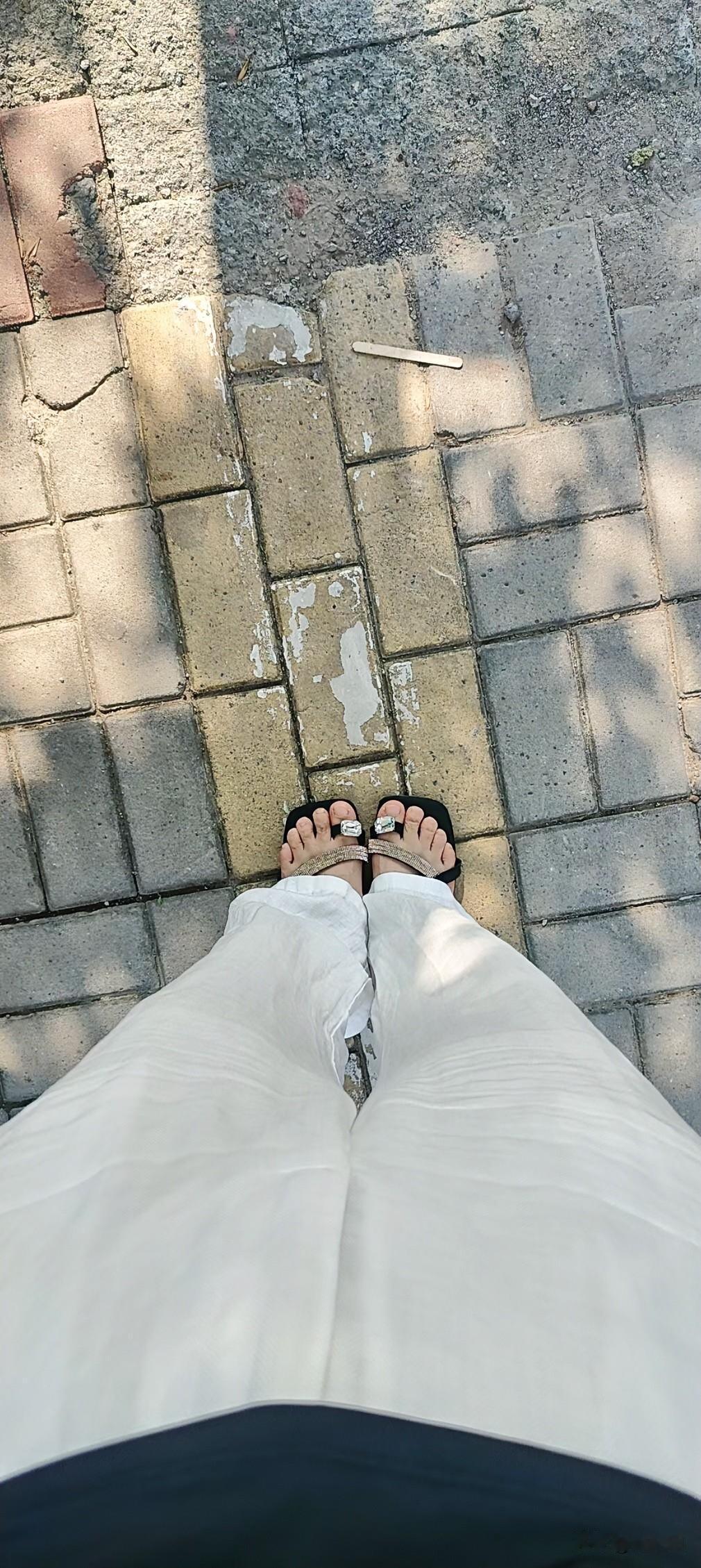 最近写啥都没有流量，仔细推敲了一下，分析出，原来头条给流量也是有规律的，并非自己