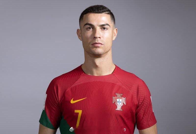 C罗Cristiano Ronaldo在接受《Vogue》专访时透露，2026-