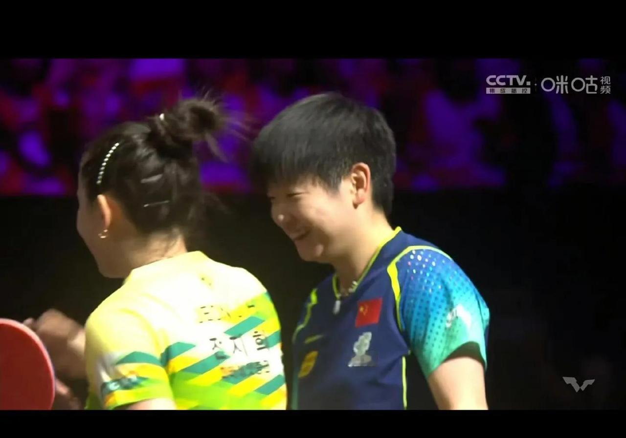 莎莎VS田志希3:0，没想到最终结果让人大跌眼镜，像是快进了一样，莎莎干脆利落地