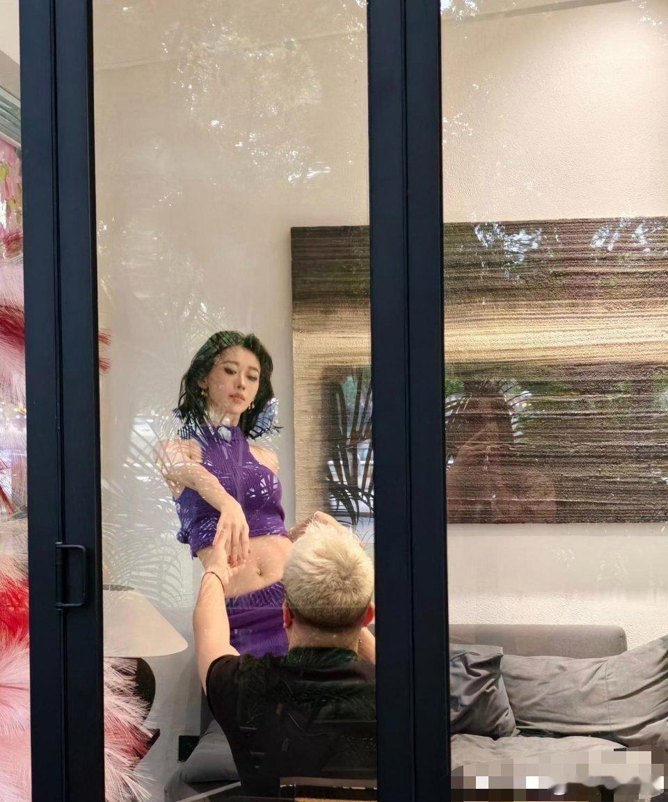 你们就说这到底美不美吧。 