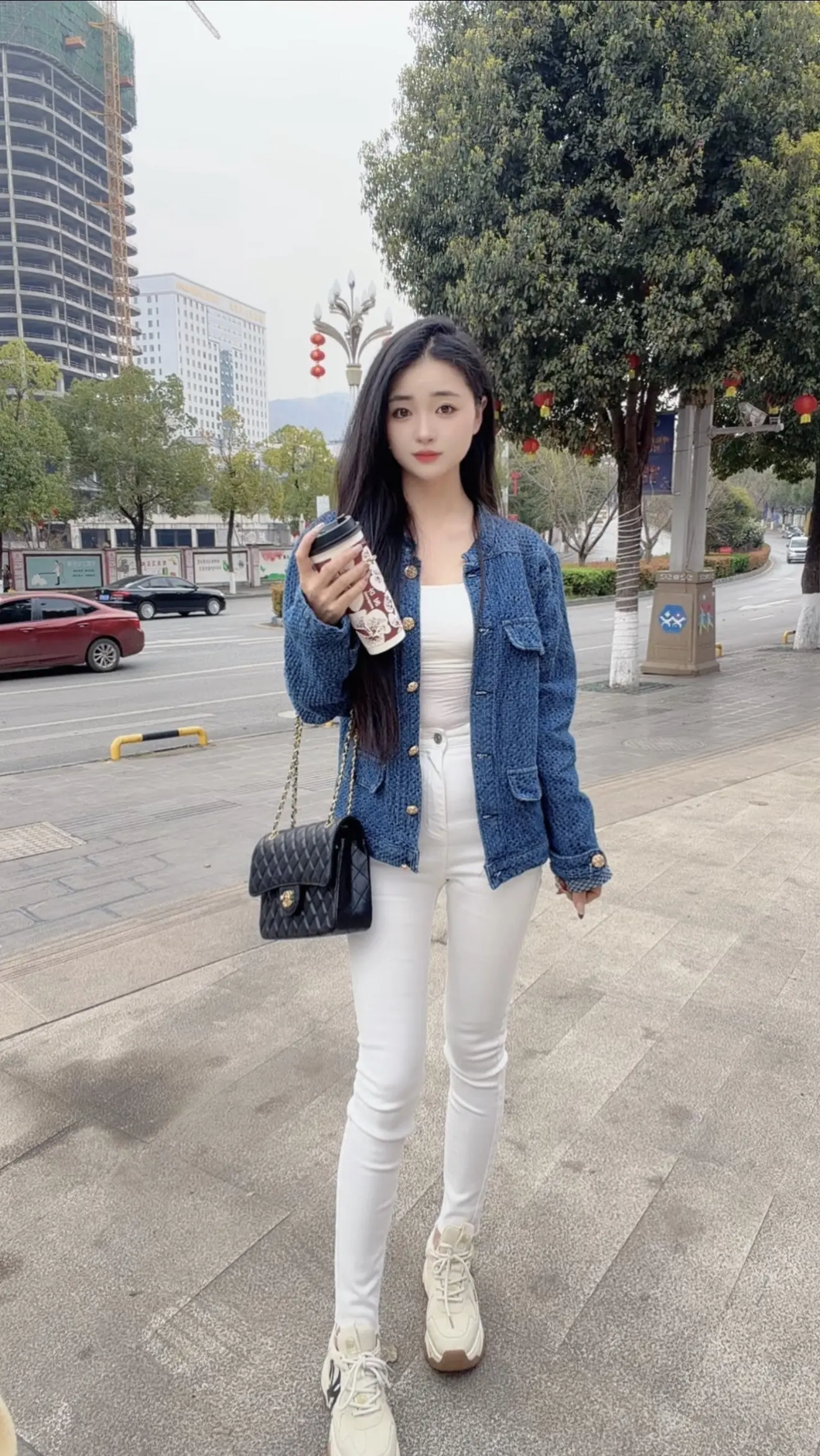 奶茶一杯快乐加倍