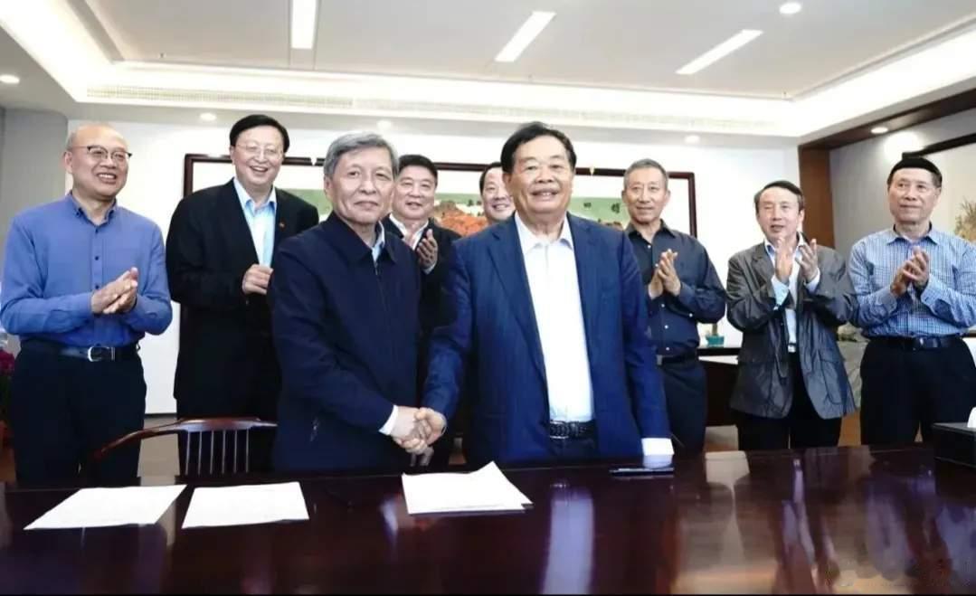 福耀科大校长回应大一学生被企业抢光希望15-20年后，这50人中有5人能成为某领