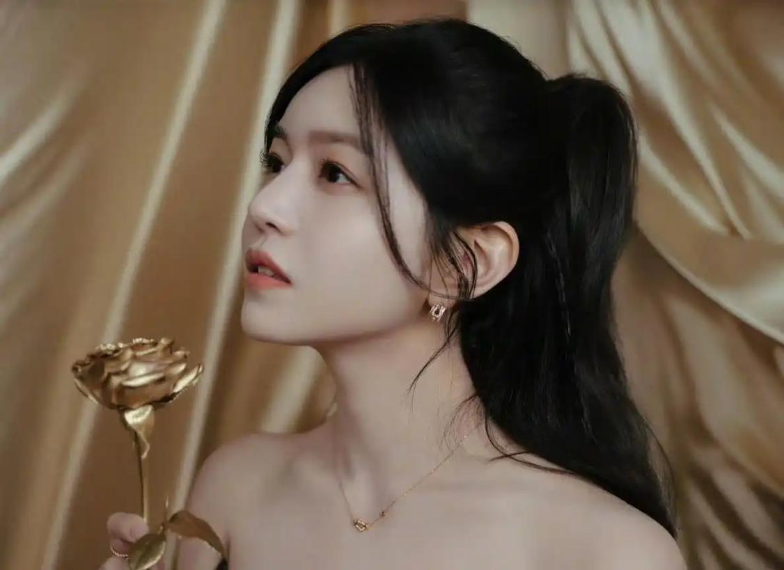 我的今日状态：💰期待暴富
我这里的天气：☀️晴天