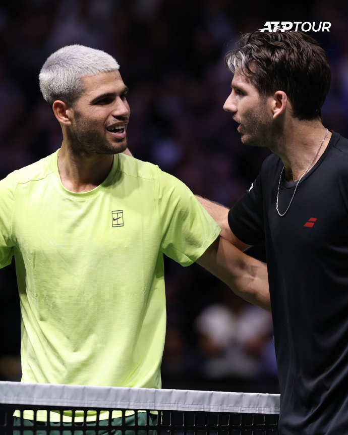 阿尔卡拉斯巴黎赛首战出局 ATP巴黎大师赛男单第二轮，现世界排名第一的阿尔卡拉斯