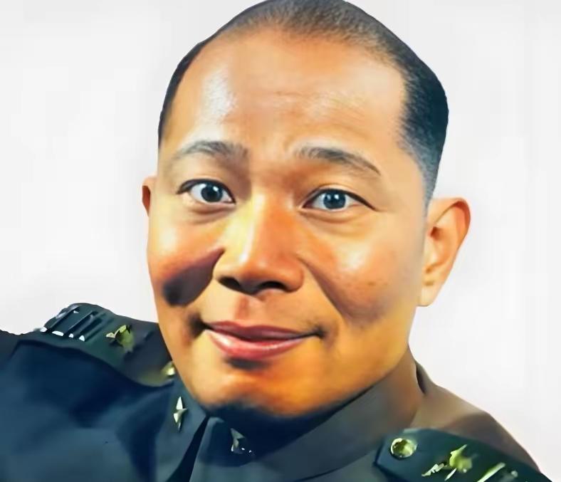 1950年3月，蒋介石在台北宣布复出，周至柔就是在此刻被任命为参谋总长的。这一任