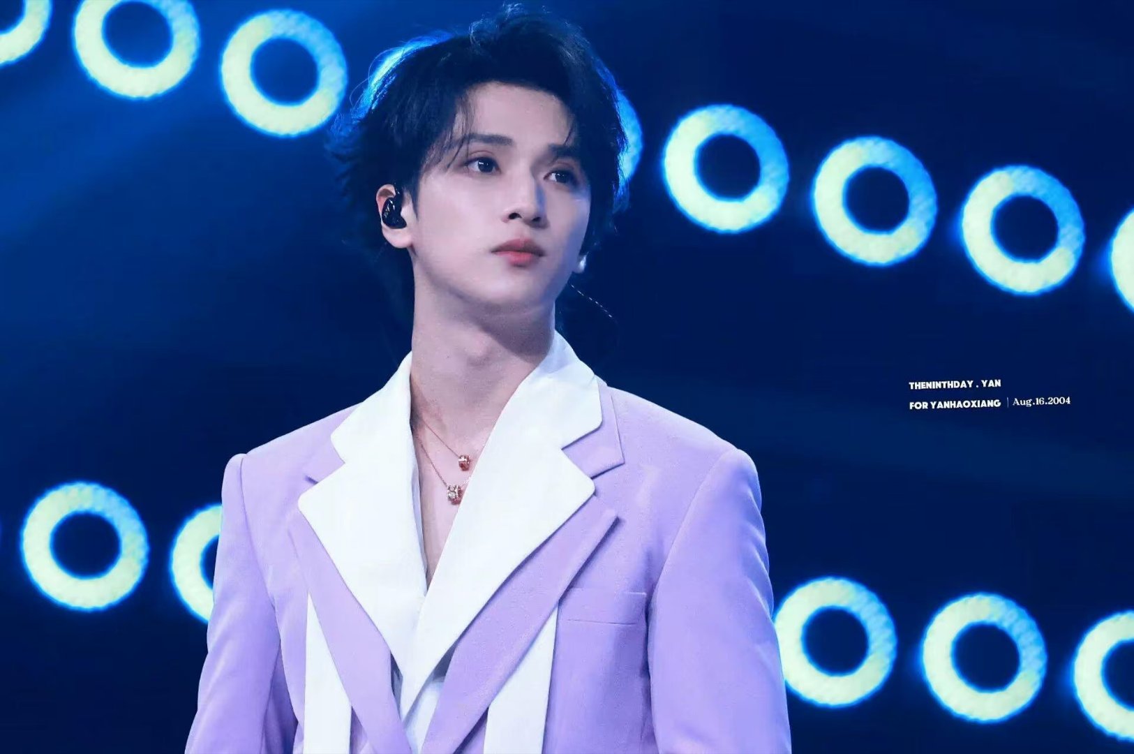 严浩翔逆流游完了500米奔跑吧 大海的洋流有多狠，严浩翔用500米告诉你。他游到