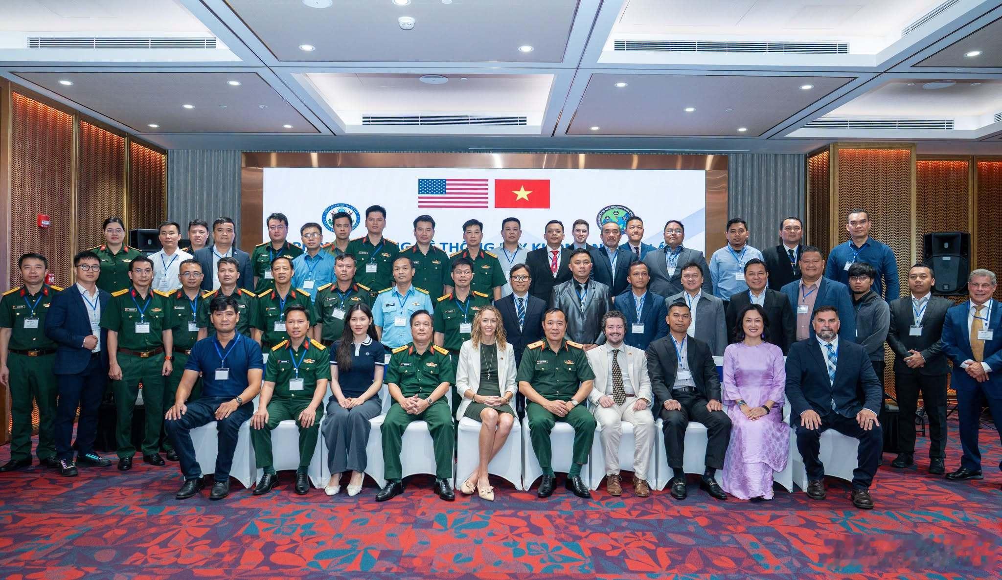 上周在越南河内，美国与越南国防部“81号常设办公室”联合举办了为期四天的反无人机