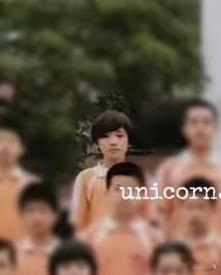 竟然还有小学毕业照 小轩轩萌哭惹宋亚轩晒毕业照