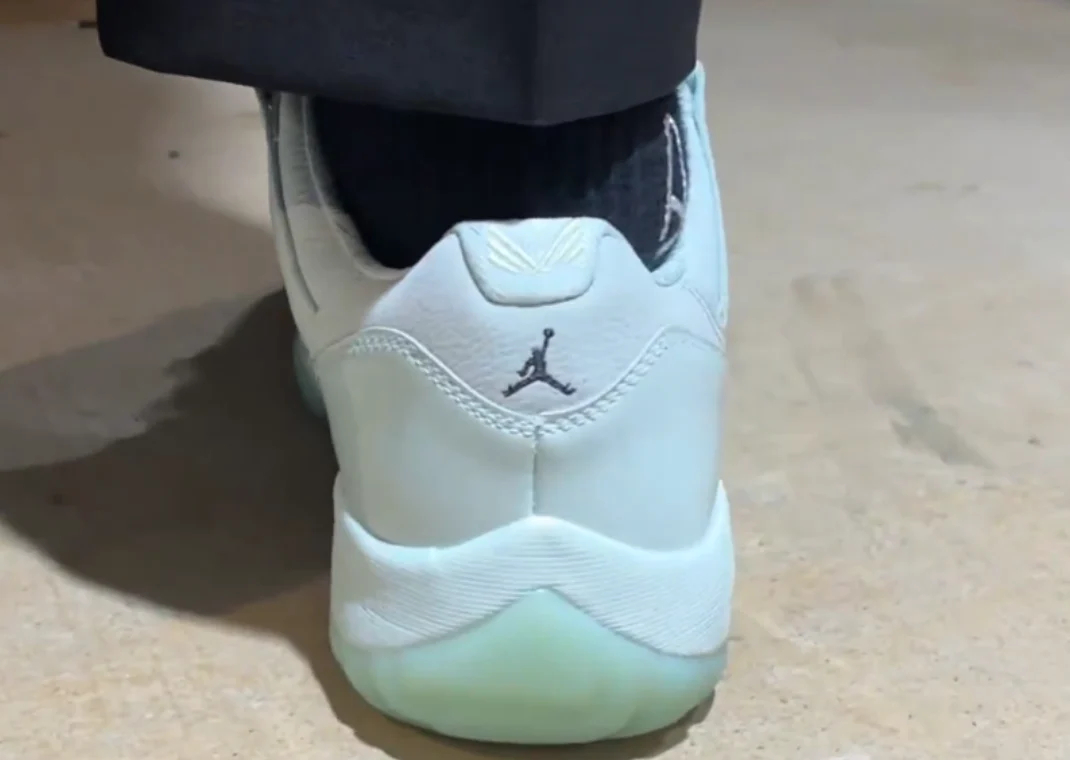 JAIDE x Air Jordan 11 Retro Low (W) 更多照片