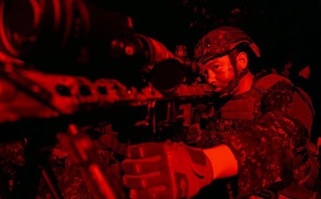 台军也重视打夜战了，居然叫嚣要“精准清除”解放军高级指挥员。台陆军特战指挥部8月