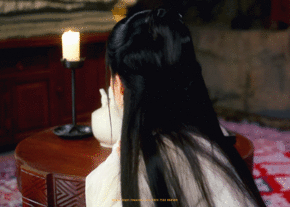 #李沁亲情戏又出名场面#李沁的亲情戏总是打动人心，《七夜雪》里薛紫夜的情感演绎，