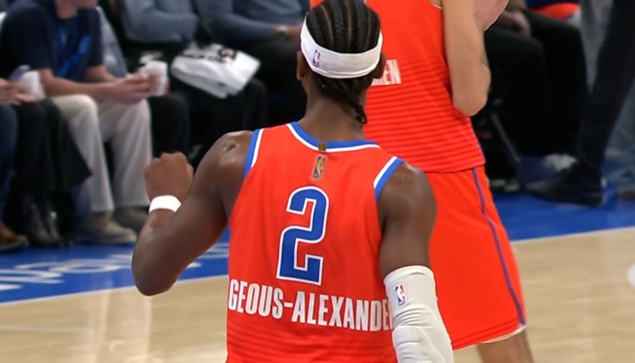 #亚历山大连续117场20加##亚历山大距历史纪录只差9场#快了！亚历山大连续1