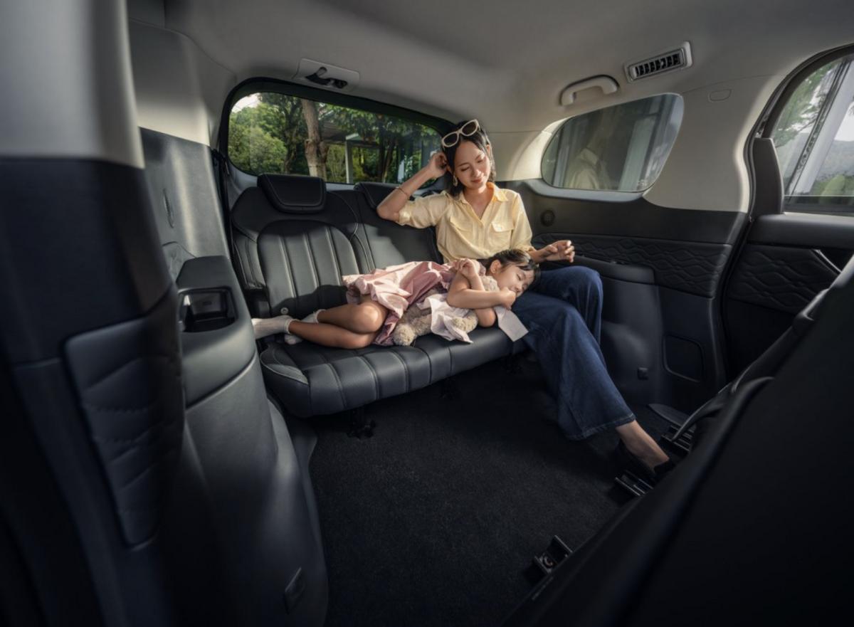 14.99万能买到什么？过去很多人觉得这个价位只能买到小型家用车，但星海V9从此