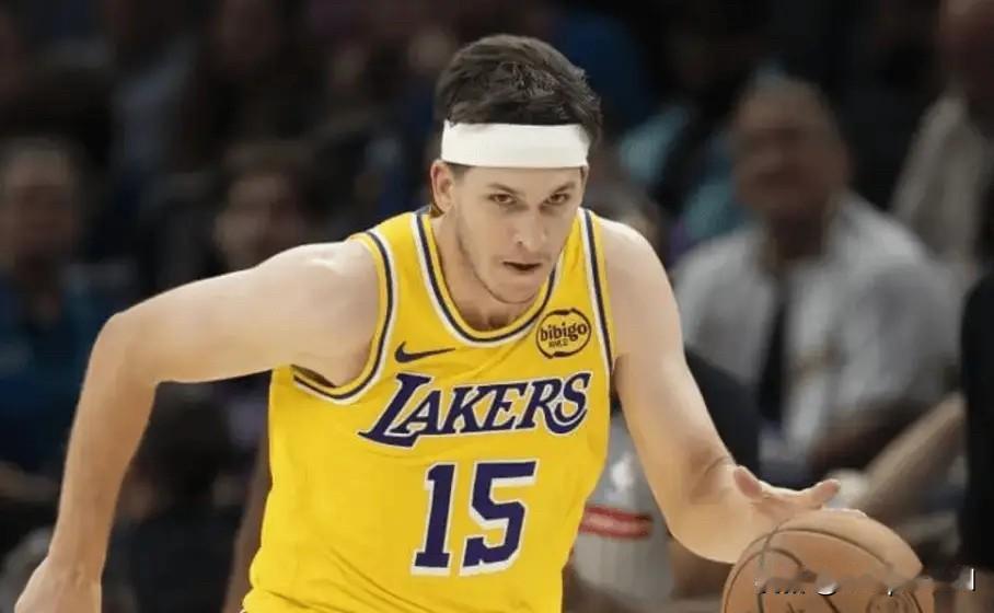 NBA常规赛，凭借奥斯汀-里夫斯最后时刻压哨绝杀，湖人客场116-115战胜森林