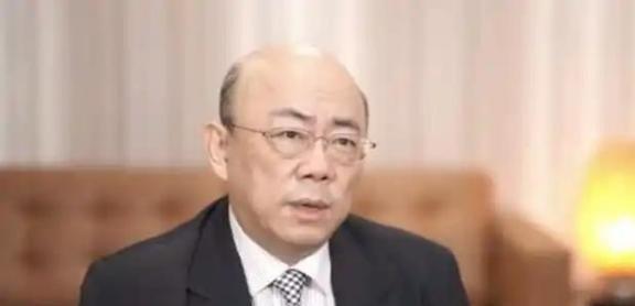 郭正亮给了台湾 “最好”出路？一国两制改1个字，或可统后不驻军？此刻关于台湾的武