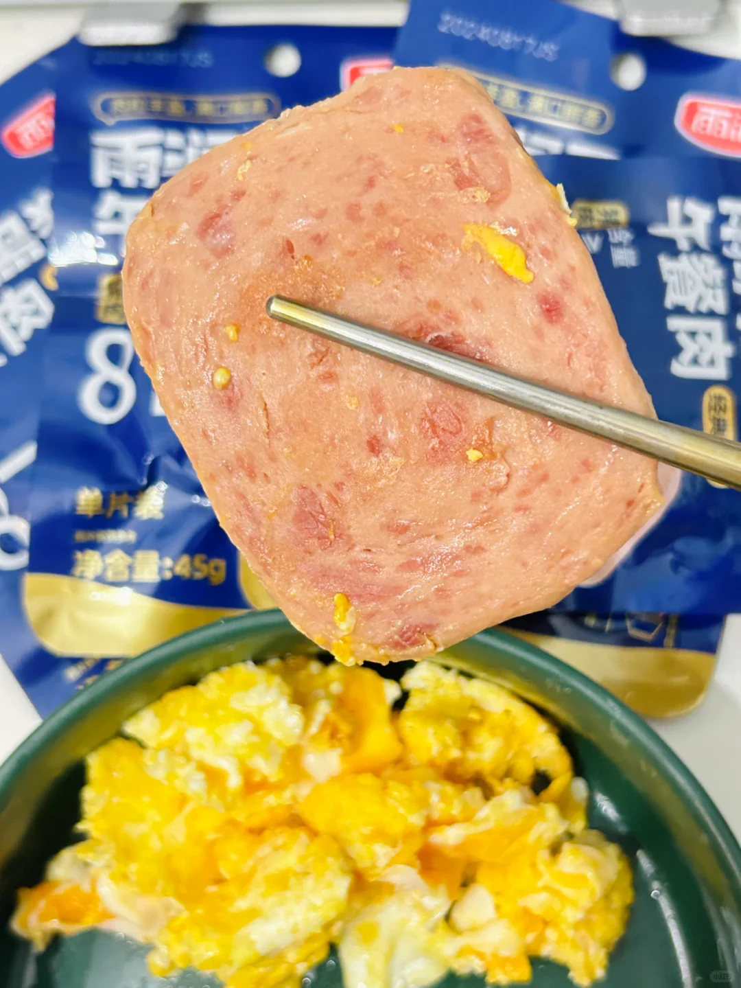 早餐大口吃肉，谁懂美食的治愈力？