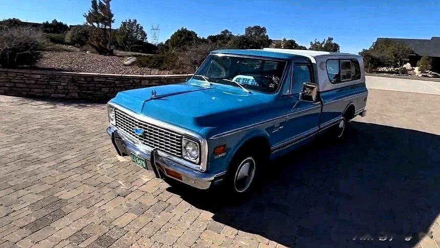 皮卡车的诞生初衷并非为了成为收藏品、展览车或长期投资品。它简单、坚固、实用，其存