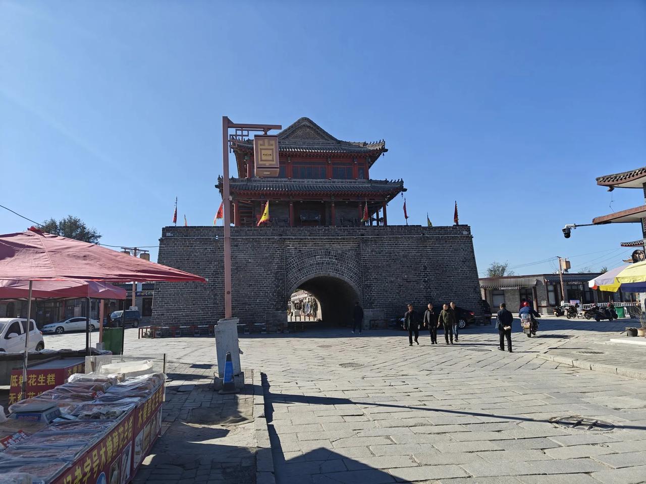 感觉这几天如同遭到七侄女“绑架”似的，带着我跟刘妈驱车自鲅鱼圈，走沿海高速到了葫