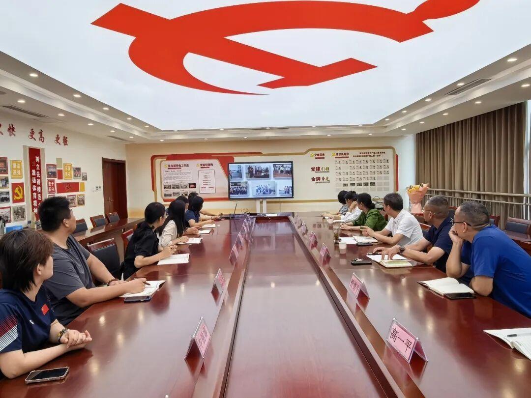 临沂市体育运动学校，8月11日为吴作云老师举行了荣誉退休仪式，​吴老师发表荣休感