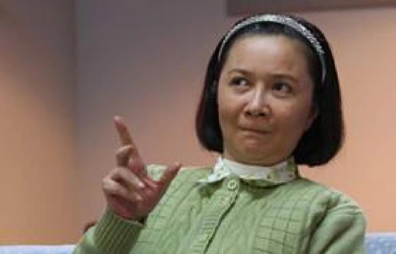 马年请马大姐代言回忆杀来了 京东和蔡明老师这波合作，必须加十个鸡腿！2026年还