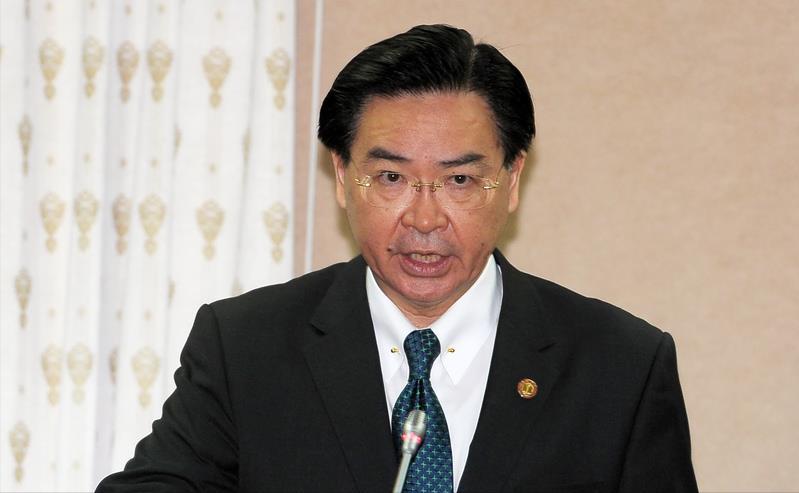 “台独”顽固分子挑拨菲律宾。
中国大陆向太平洋海域试射潜射洲际弹道导弹后，“台独