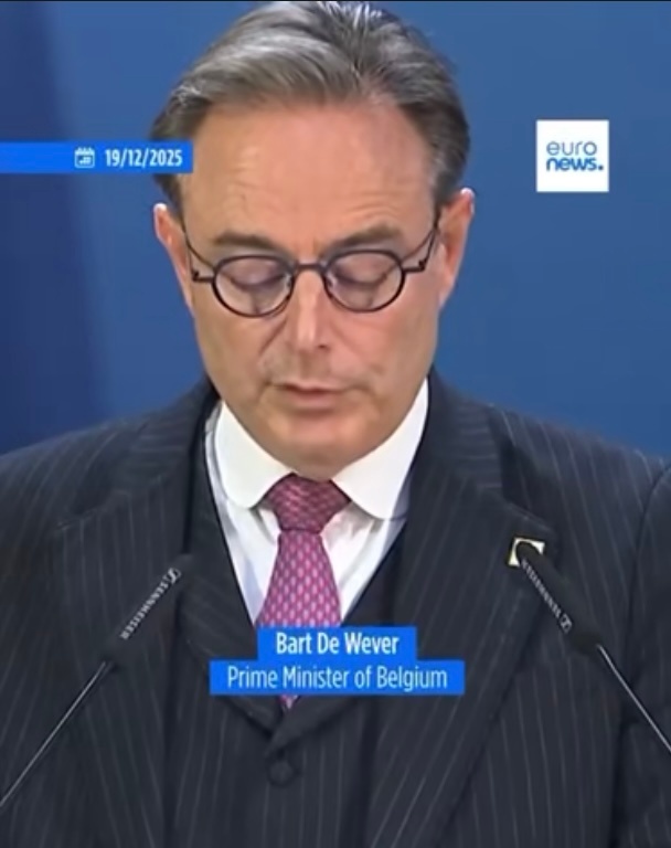 别人殚精竭虑，你推三阻四！如果各国都只考虑自己本国利益，欧盟迟早散伙！比利时首相