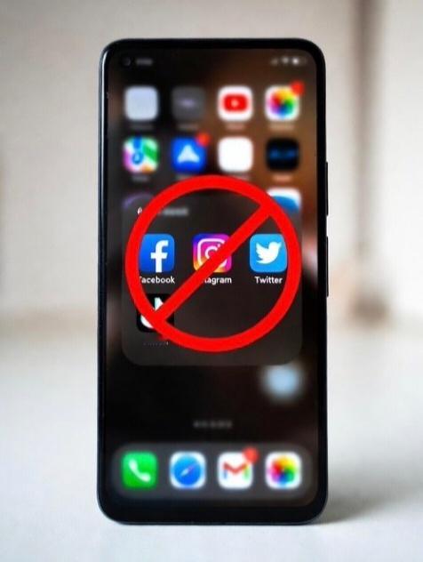 【🆘】英国将禁止16岁以下的青少年使用10款社交App！包括：TikTok、I