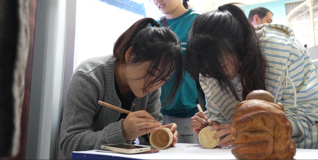 非遗“潮”玩！就在徽州过大年，打卡安大，解锁你的徽州文化之旅！ | 皖美秋日
