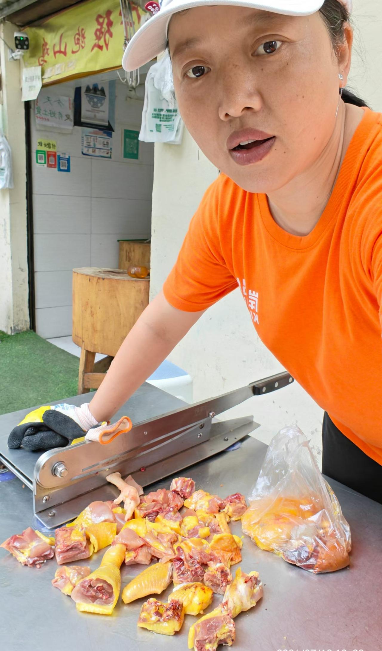 营业中[玫瑰]
 欢迎您[玫瑰]

地址:汉台区 虎桥路刘家巷

（传奇鸡宝宝等