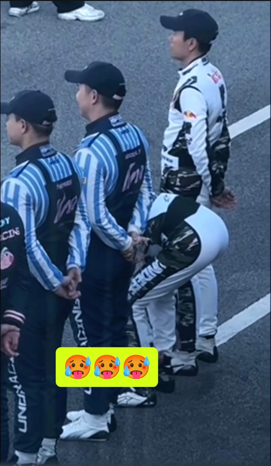 一上线就看见……🥵🥵🥵王一博珠海试车