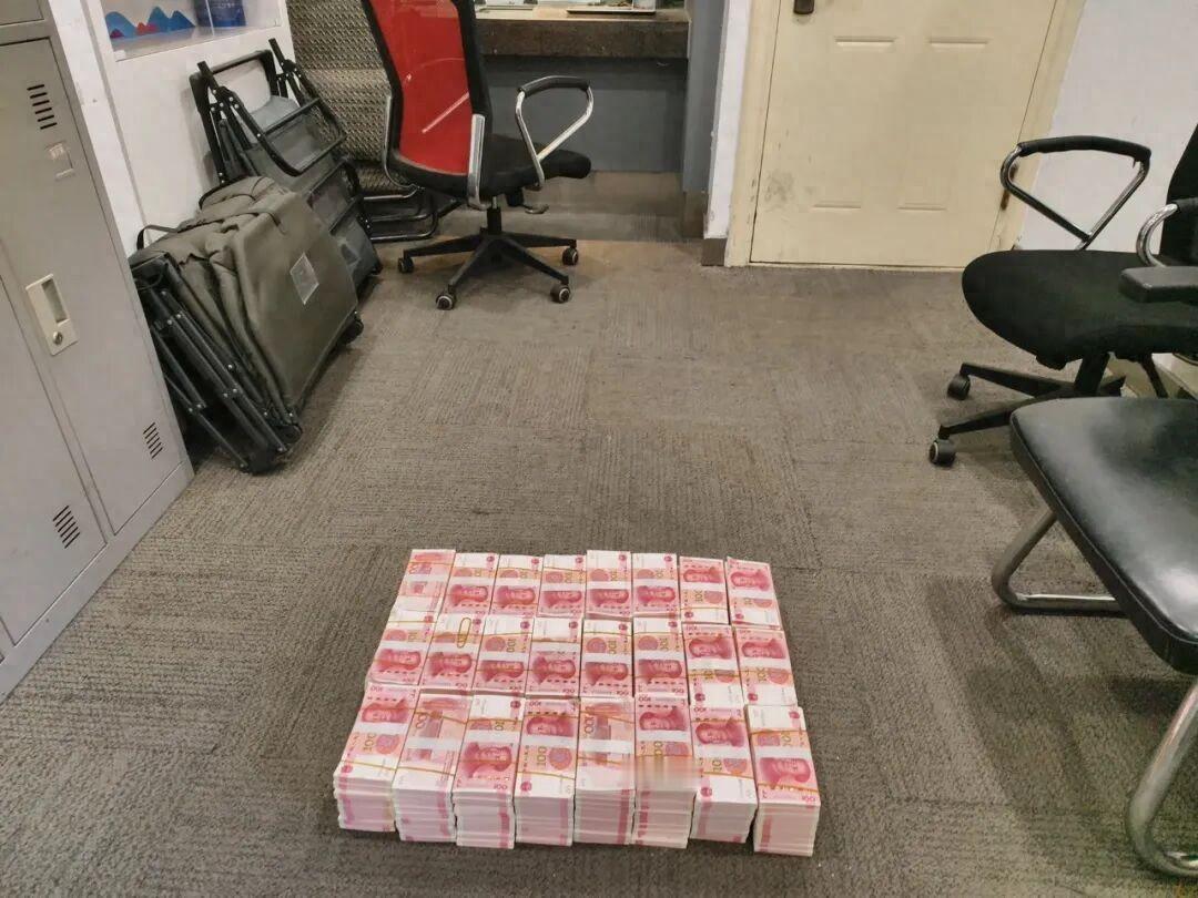 近日，台州女子取240万现金“给外甥当彩礼”，外甥：根本没有对象也没订婚，完全不