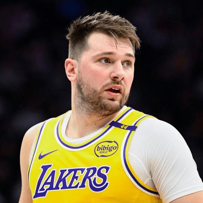 两年三换老板，东子的湖人之旅堪称天崩开局！

据ESPN消息，今日湖人以125亿