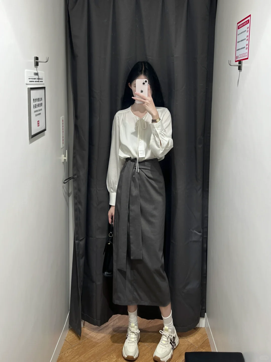 优衣库这套我也太太太喜欢了??😭89小裙好显瘦好温柔~
