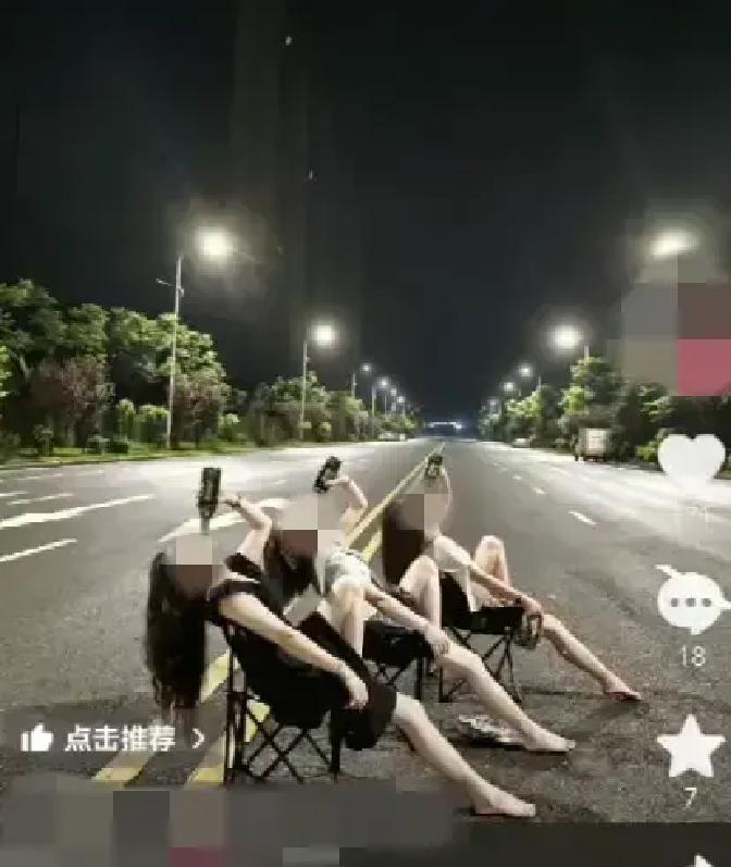 湖南五位女孩在马路边饮酒摆拍，不少人疑惑她们是不是饮用假酒，才全然不顾来往车辆的